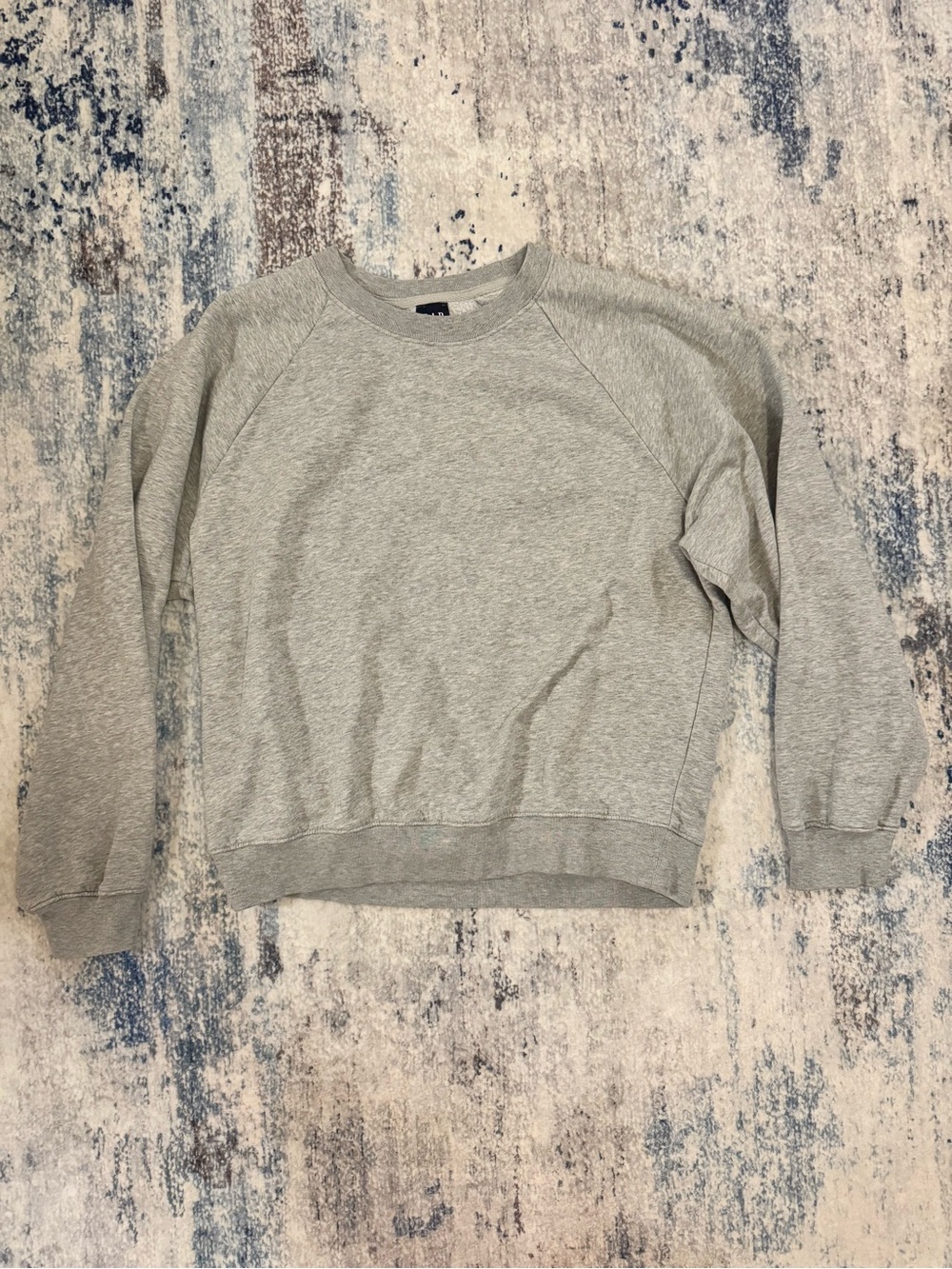 GAP Women’s Crewneck Sweatshirt - Light Gray